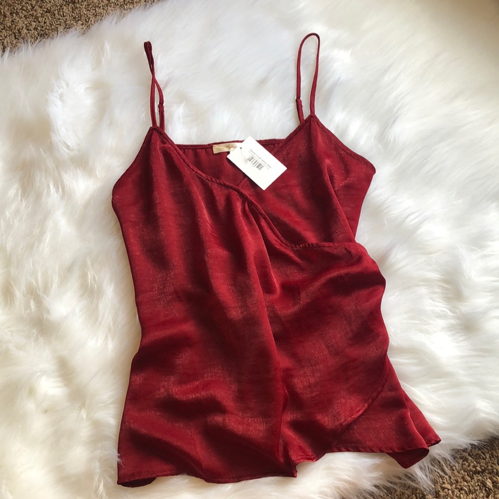 ✨NWT✨ Sexy Wine Cami